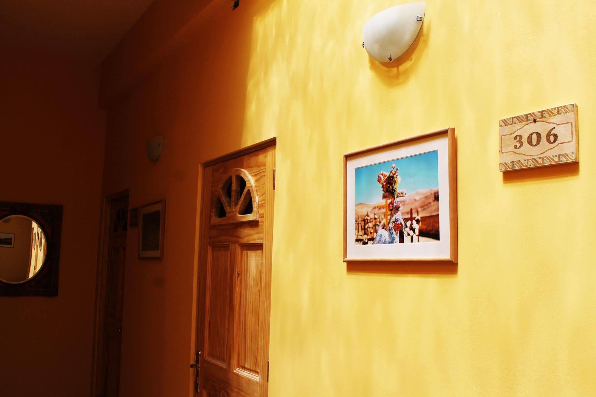 Hotel Ayelen Express Calama Exterior foto